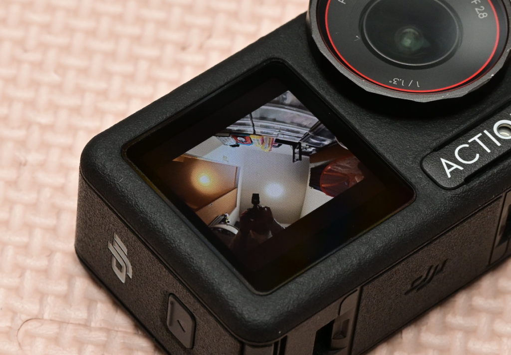 DJI ACTION5PROの前面液晶