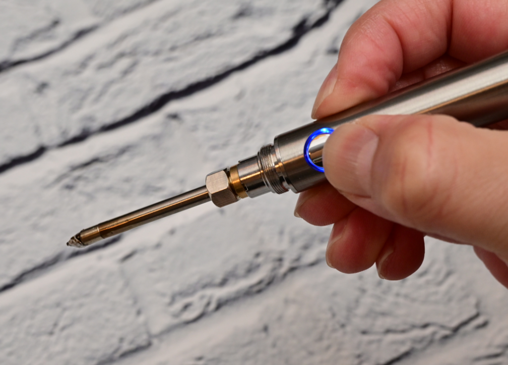 ペン型半田ごてのボタン