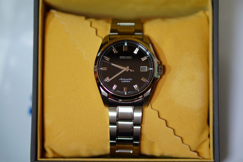 箱を開けた瞬間に伝わる、SARB033とは明らかに異なる鋭い緊張感