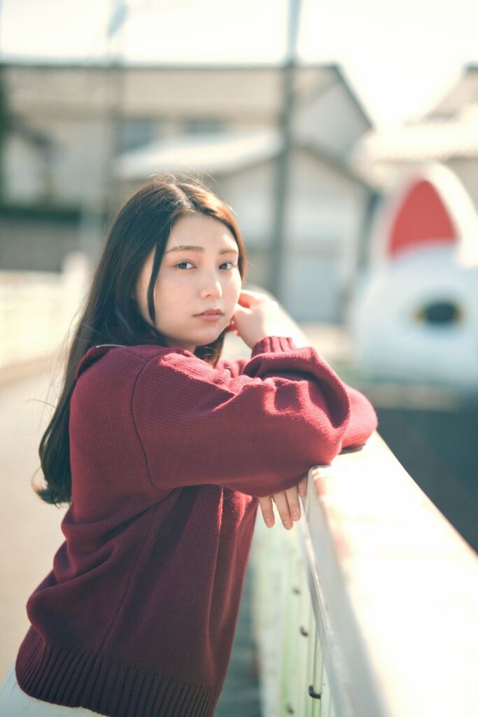 心地よいメカシャッターの音がモデルさんへの合図となり、リズムの良い撮影が自然な表情を引き出します。