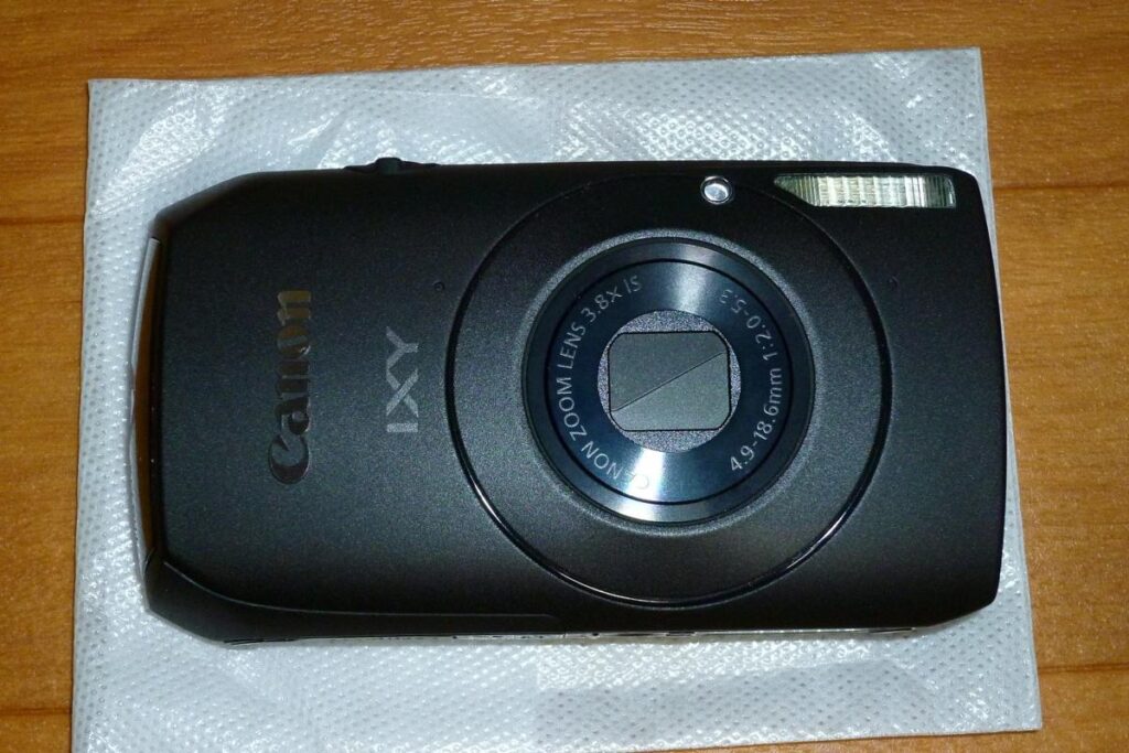 IXY 30s 本体写真