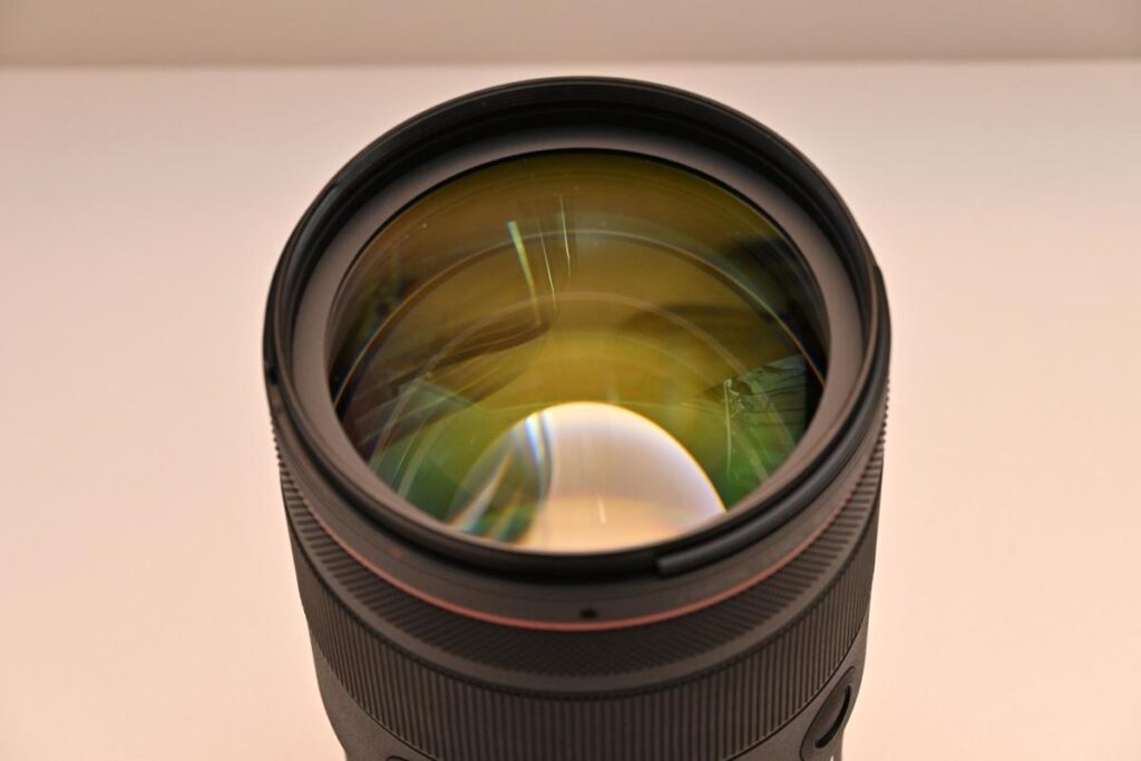 CANON RF135mm F1.8 レビュー｜ポートレート撮影による圧倒的なボケ量