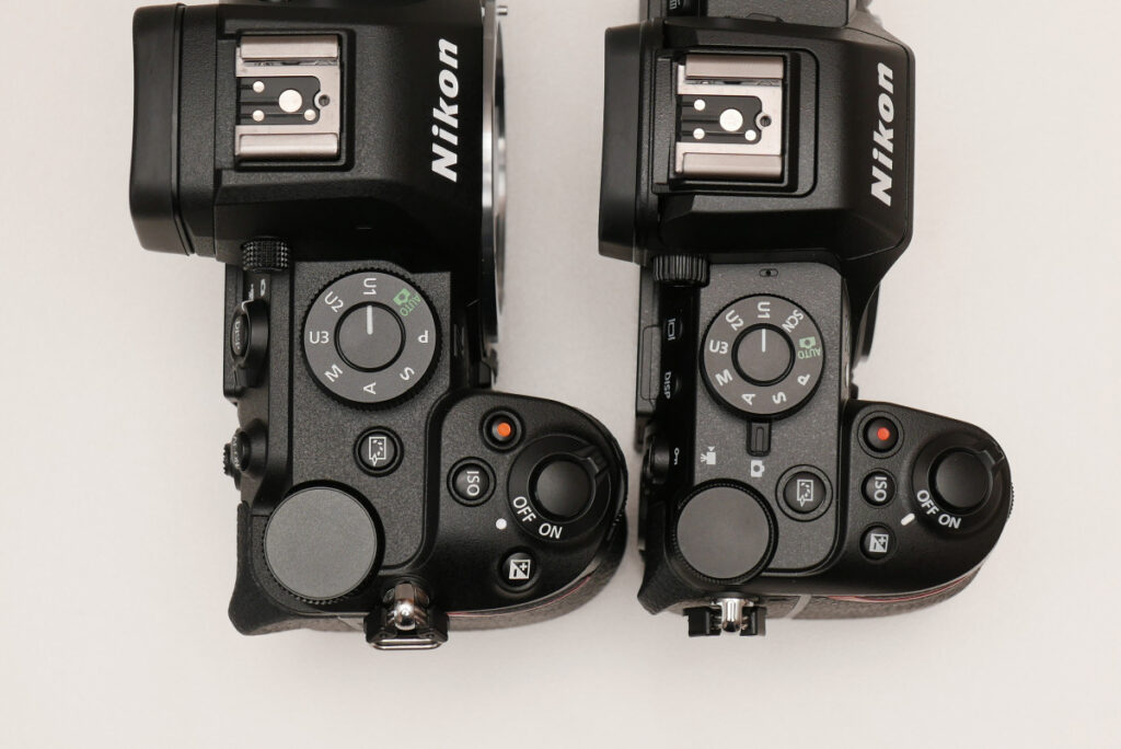 Nikon Z5IIとZ50IIを上から見たグリップの比較