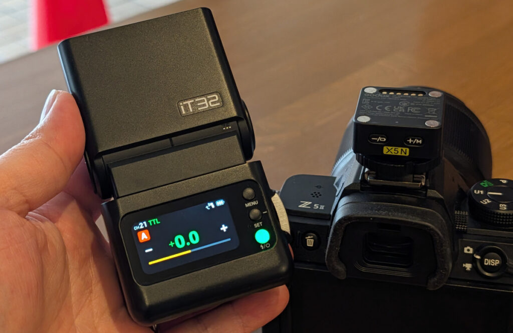 NIKON Z5IIで撮る室内ポートレート｜外部フラッシュ Godox iT32 の活用