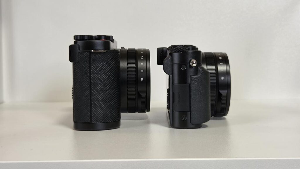 側面から見たLUMIX L10とLUMIX LX100の厚み比較