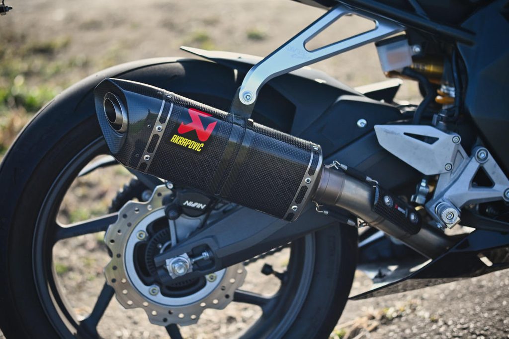 CBR250RR アクラポビッチフルエキ実走レビュー | KAJA-GADGET