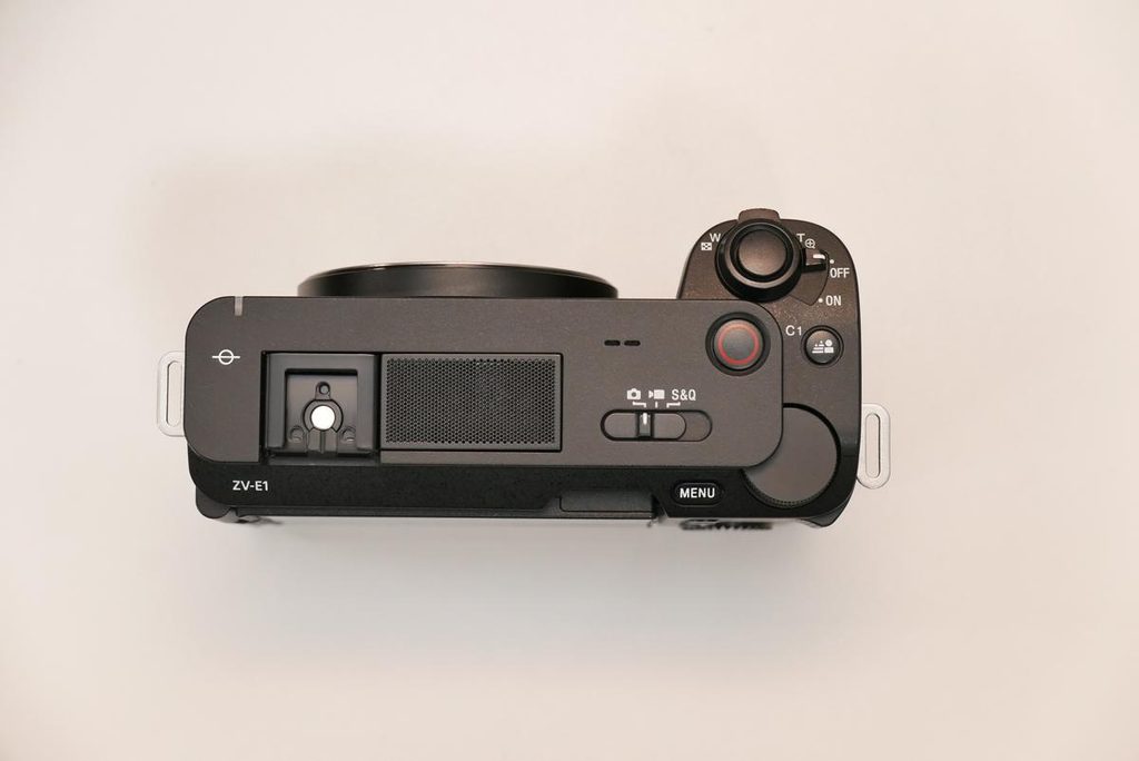 SONY ZV-E1実写レビュー｜写真機としての実力を検証 | KAJA-GADGET