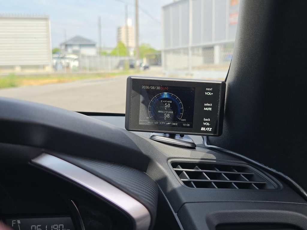S660のダッシュボード上で正常に起動したTL245Rの液晶画面