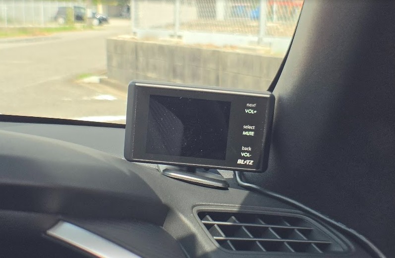 モニターが点灯しないレーダー探知機